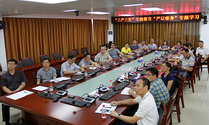专题学习现场